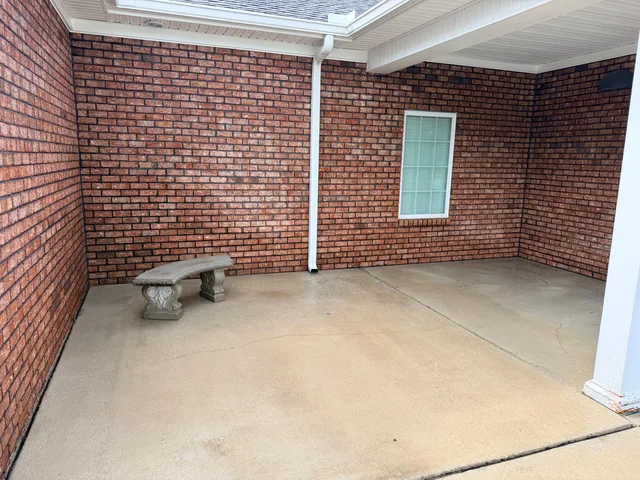 Office courtyard — after — Ray-Nor-Shine Pro Wash job photo