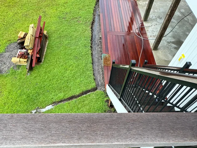 Deck stairs & landing — Ray-Nor-Shine Pro Wash job photo